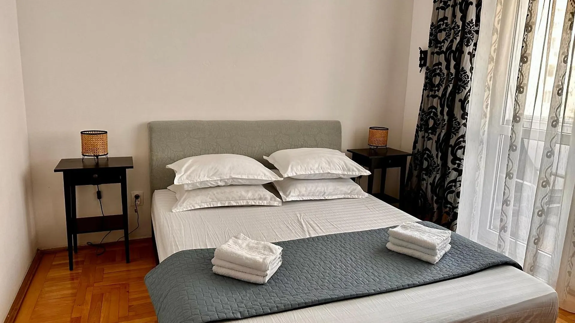 Spacious Zen, Smart Tv, Fully Equipped Kitchen, 70 Mp, Tichete De Vacanta, Late Check-Out Available Bucharest 0*,  Romania